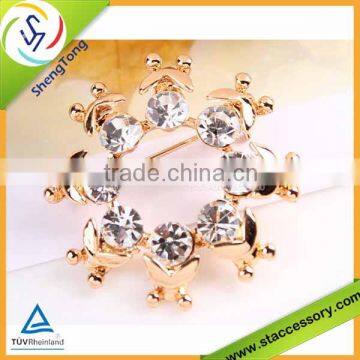 New coming products fashion jewelry multi crystal garland 18k gold plated brooch