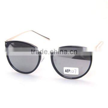 2016 new style high quality fashion sunglasses with black frame