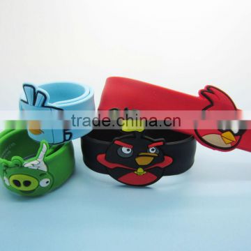 Hot ! Promotionl Gift 3D embossed relife Logo customized slap silicon snap bracelet