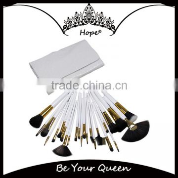 Good Price White Wooden Handle 24pcs Brushes Makeup Sets