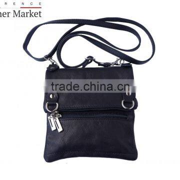 Shoulder Bag in Soft Genuine Leather Handbags Italian Bags Genuine Leather Florence Leather Fashion photo-4