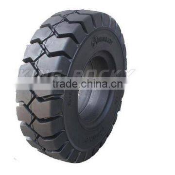 Wide Tread Rubber Pneumatic Forklift Tire 700-12 photo-4