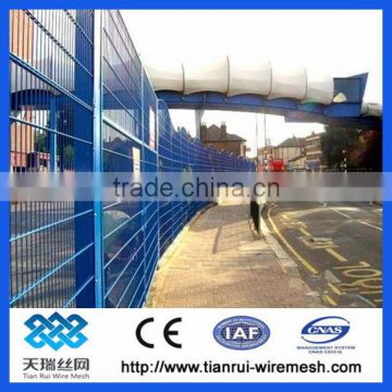 PVC coated diamond /American/European wire mesh fence / garden fence factory