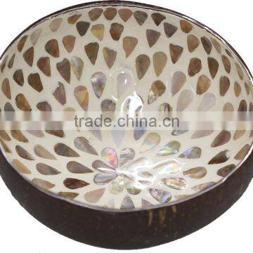 Eco Friendly Lacquer Coconut Shell Bowl photo-5
