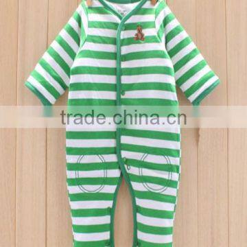 Wholesale Cheap Organic Cotton Newborn Baby Clothing Set photo-2