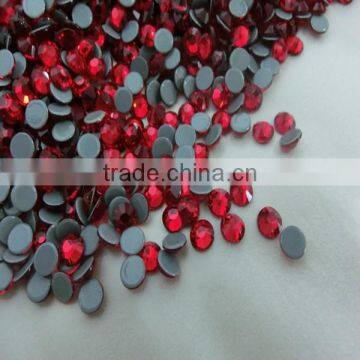 China Factory Wholesale Decorative Shiny Leed Free and Multi Size Decorative Ornament Crystal China Rhinestone Hotfix photo-3