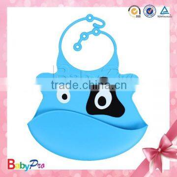 2015 hot sale China manufacture silicone material baby bib