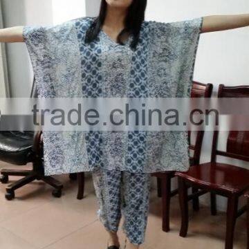 2016 Newest Beach suit clothing Designs , printed blouse top with printed trousers pant.