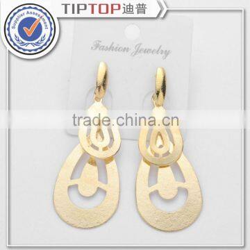 Best Selling Cheap Gold Plated Fashion Design Romantic Lady Stud Earrings Small Gift For Christmas