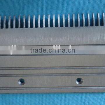 GAA453BM6 Escalator Comb Plate, 197.994*139.2mm, Right, 23T