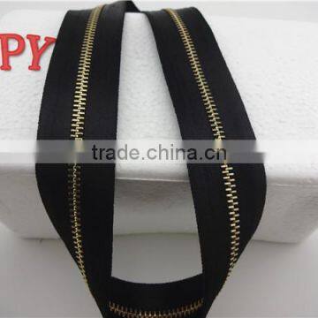 Various kinds Metal Teeth Zipper Roll