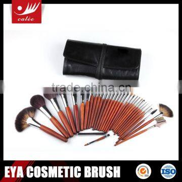 Brass Ferrule Professional Makeup Brush Set with 32pcs Brushes