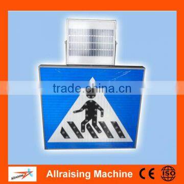 High Brigtness Solar Powered Pedestrian Crossing Sign photo-4
