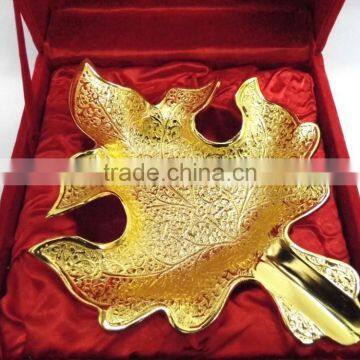 Beautiful Wedding Gift Leaf Shape Gold Plated Brass Tray photo-2