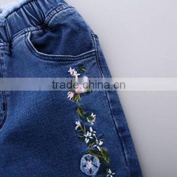 S33424W Teenager Girls Jeans Pant 2017 Children Autumn Casual Light Denim Pants photo-5