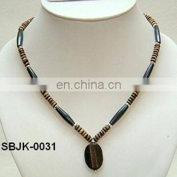 Glass Bead Costume Necklace photo-5