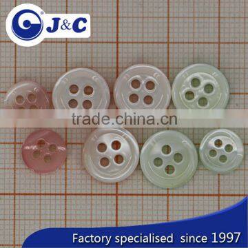 Bottom With Spray Painting Trocas Shell Buttons photo-4