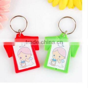 Plastic t-shirt shape keychain