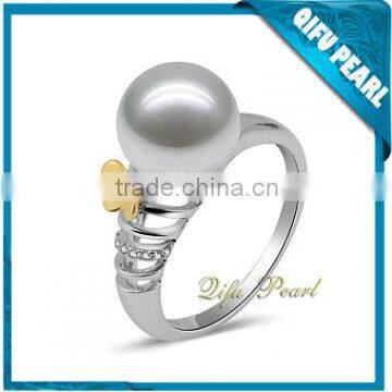 2014 Simple and Elegant 18K Diamond Wedding Ring with White Southsea Pearl on Hotsale