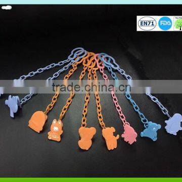 2016 funny new design plastic baby pacifier chain baby clip accessory