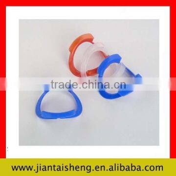 Dental orthodonic opener O shape silicone mouth gags