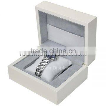 Attractive Single Leather Watch Box