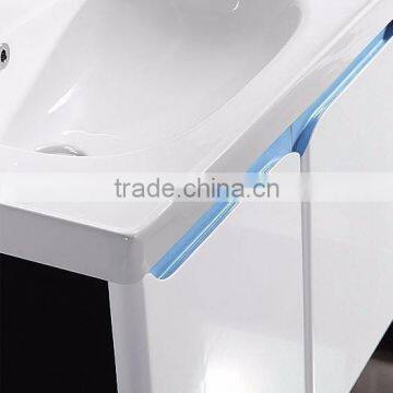 ROCH 8028 Hot Sales Plywood High Glossy Paint Bathroom Vanity photo-2