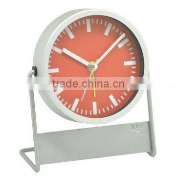 metal table clock