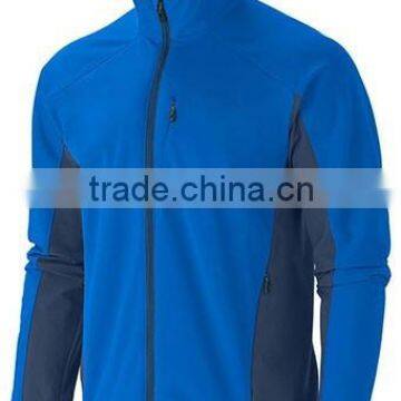 Waterproof and Windproof Man Wear Softshell Jacket