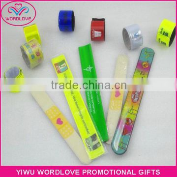 2016 new promotional product cheap PVC slap bracelets, reflex snap bands