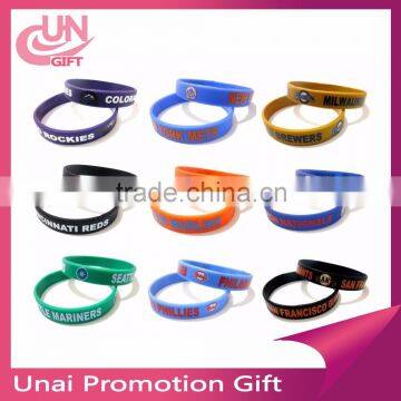 Wholesale wristband debossed silicon rare glow bracelet promotion gift