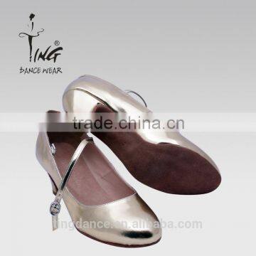 2015 stylish golden ballroom dance shoe for girls