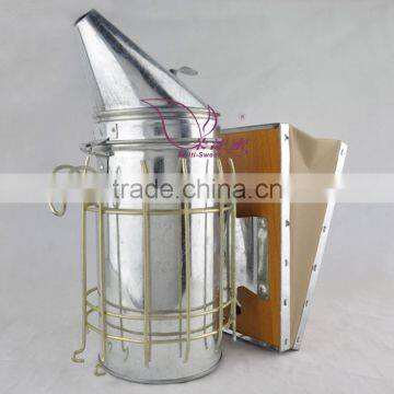 High Quality Beekeeping tools Galvanization Leatheroid Bee Smoker