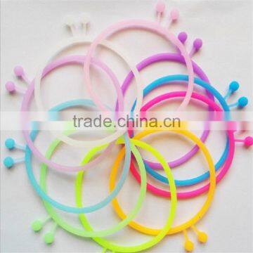 2015 Hot Selling Silicone Hair Ties Colorful Silicone Hair Bands Bracelet for Girls and Children photo-4