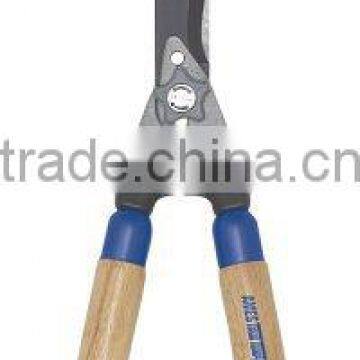 Pruning Solutions Wood Handle Hedge Shear