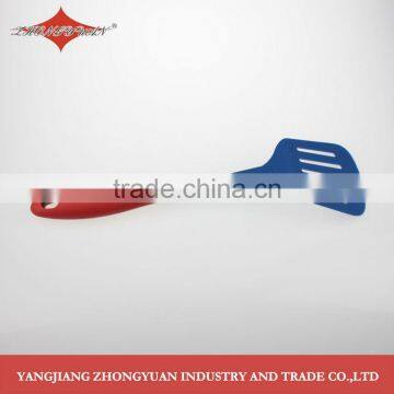 High Quality Plastic Coating Nylon Kitchen Tools of Slotted Shovel photo-2