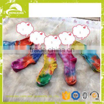 Christmas Socks Wholesale Marijuana Weed Leaf Colored Man Women Cotton Long Sports Socks in Stock photo-4