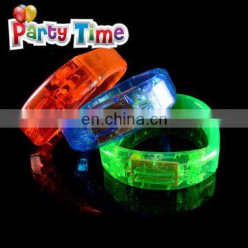China supplier manufacture good quality promotional led light up bracelet