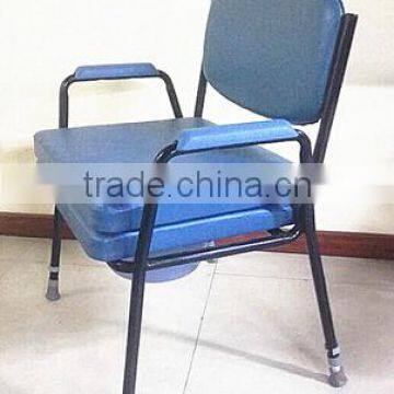 Plastic Armrest Pad Commode Chair Adjustable Height Hospital Chair for Elderly photo-2