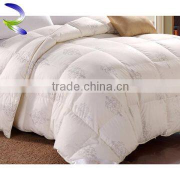 Fashion Design Cheap Price Winter Bed Down Quilt Duvet photo-5