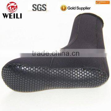 top quality nice design neoprene socks shoes