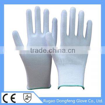 White Seamless Knit Polyester Hand Gloves