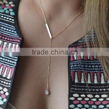 Beautiful simple design metal strip crystal gem pendant necklace