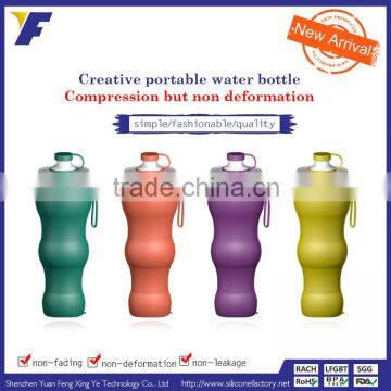 Customized logo Plastic sport bottle Silicon water bottle