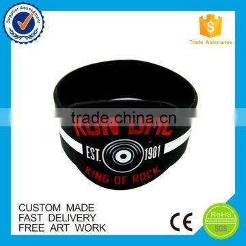 Europe regional feature sports custom logo silicone wristbands