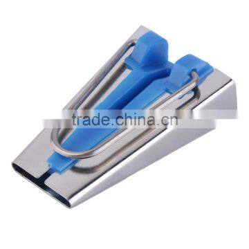 2016 New High Quality 1Pc Fabric Clover Bias Tape Maker Binding Tool 25mm Set Machine Tool Sewing Quilting Hot Selling Blue photo-3
