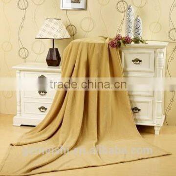 Wholesale Super Soft Mink 100% Polyester Blankets Made in China photo-3