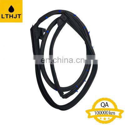 Auto Car Body Parts Rear Door Weatherstrip 67872-06080 For Camry/Lexus ACV40