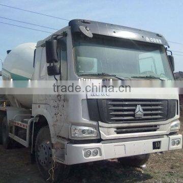 sinotruk howo chassis 8CBM capacity concrete mixer truck