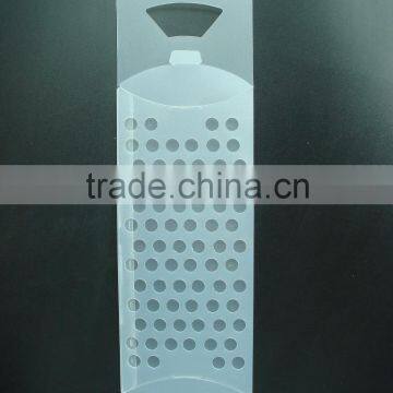 plastic bird feeder with PP material